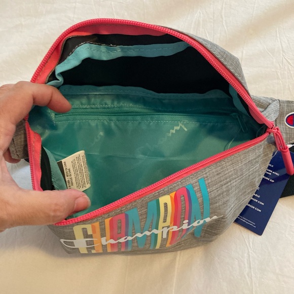 NWT Champion rainbow 🌈 waist pack - Picture 3 of 4